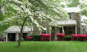 3 Bedroom – Wallingford Stone Colonial